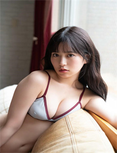 《10一14younggir中国-教练含着她的乳奶揉搓揉捏电影》